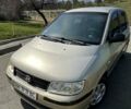 Бежевый Хендай Матрикс, объемом двигателя 1.6 л и пробегом 239 тыс. км за 3900 $, фото 1 на Automoto.ua
