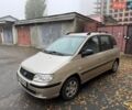 Бежевый Хендай Матрикс, объемом двигателя 1.8 л и пробегом 193 тыс. км за 3850 $, фото 1 на Automoto.ua