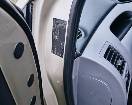 Бежевий Хендай Матрікс, об'ємом двигуна 1.49 л та пробігом 185 тис. км за 4700 $, фото 19 на Automoto.ua