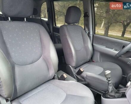 Бежевий Хендай Матрікс, об'ємом двигуна 1.49 л та пробігом 185 тис. км за 4700 $, фото 12 на Automoto.ua