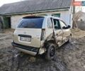 Бежевый Хендай Матрикс, объемом двигателя 1.5 л и пробегом 230 тыс. км за 2000 $, фото 5 на Automoto.ua