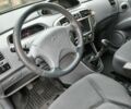 Бежевый Хендай Матрикс, объемом двигателя 1.5 л и пробегом 332 тыс. км за 4200 $, фото 4 на Automoto.ua