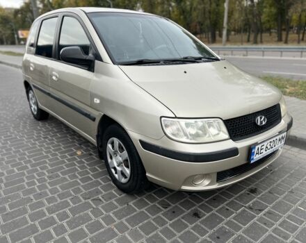 Бежевый Хендай Матрикс, объемом двигателя 1.6 л и пробегом 240 тыс. км за 3650 $, фото 1 на Automoto.ua