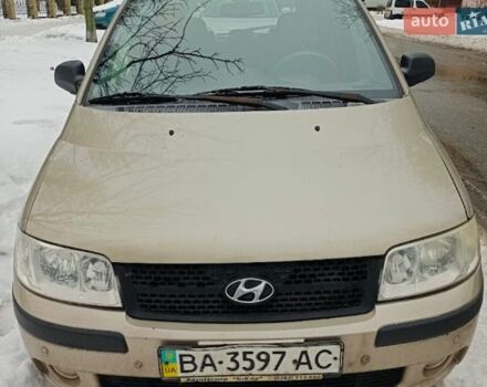 Бежевый Хендай Матрикс, объемом двигателя 1.6 л и пробегом 265 тыс. км за 2500 $, фото 1 на Automoto.ua