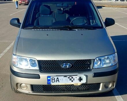 Бежевый Хендай Матрикс, объемом двигателя 1.6 л и пробегом 303 тыс. км за 4000 $, фото 1 на Automoto.ua