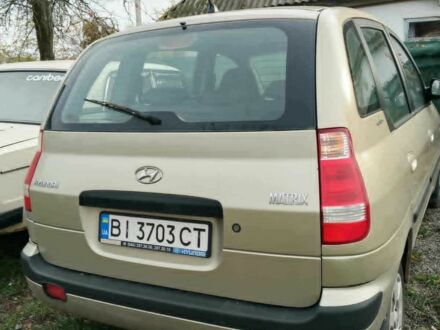 Хендай Матрикс 2007 в Кременчуге на Automoto.ua Бежевый Хендай Матрикс, объемом двигателя 1.6 л и пробегом 2 тыс. км за 2138 $, фото 1 на Automoto.ua