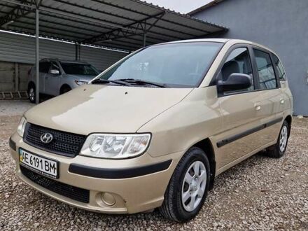 Бежевый Хендай Матрикс, объемом двигателя 1.6 л и пробегом 156 тыс. км за 4999 $, фото 1 на Automoto.ua