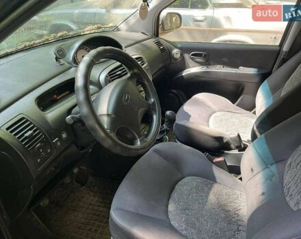 Чорний Хендай Матрікс, об'ємом двигуна 1.8 л та пробігом 334 тис. км за 3300 $, фото 4 на Automoto.ua