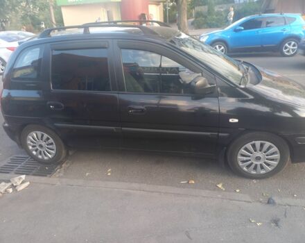 Черный Хендай Матрикс, объемом двигателя 1.6 л и пробегом 250 тыс. км за 3700 $, фото 2 на Automoto.ua