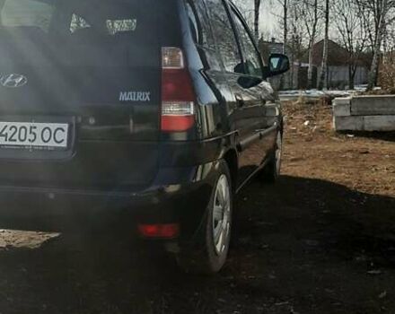 Черный Хендай Матрикс, объемом двигателя 1.6 л и пробегом 272 тыс. км за 4800 $, фото 2 на Automoto.ua