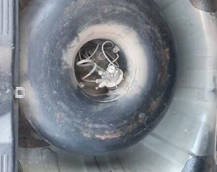 Черный Хендай Матрикс, объемом двигателя 1.6 л и пробегом 272 тыс. км за 4800 $, фото 8 на Automoto.ua