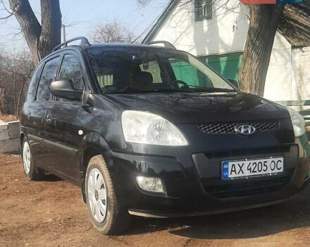 Черный Хендай Матрикс, объемом двигателя 1.6 л и пробегом 272 тыс. км за 4800 $, фото 1 на Automoto.ua