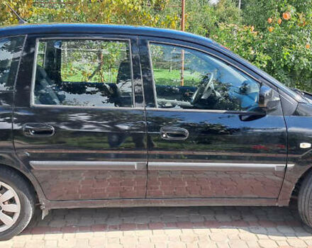 Черный Хендай Матрикс, объемом двигателя 1.6 л и пробегом 117 тыс. км за 3500 $, фото 6 на Automoto.ua