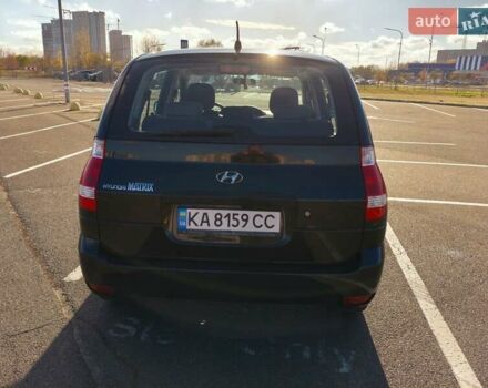 Черный Хендай Матрикс, объемом двигателя 1.6 л и пробегом 129 тыс. км за 5500 $, фото 3 на Automoto.ua