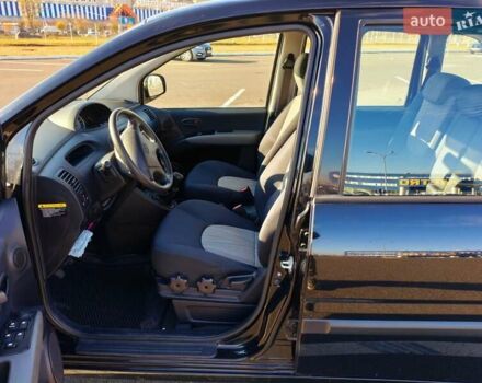 Черный Хендай Матрикс, объемом двигателя 1.6 л и пробегом 129 тыс. км за 5500 $, фото 10 на Automoto.ua