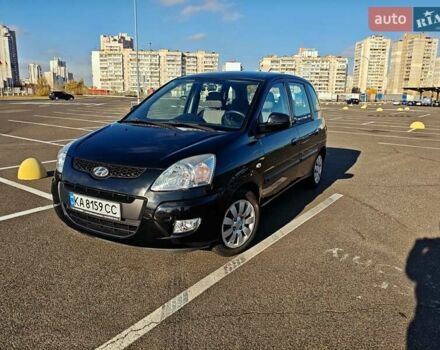 Черный Хендай Матрикс, объемом двигателя 1.6 л и пробегом 129 тыс. км за 5500 $, фото 1 на Automoto.ua