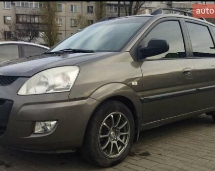 Коричневый Хендай Матрикс, объемом двигателя 1.5 л и пробегом 178 тыс. км за 5800 $, фото 1 на Automoto.ua