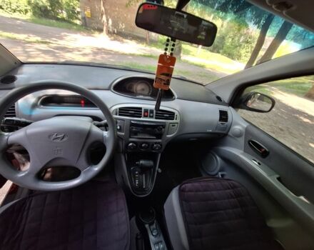 Червоний Хендай Матрікс, об'ємом двигуна 1.8 л та пробігом 158 тис. км за 5000 $, фото 4 на Automoto.ua