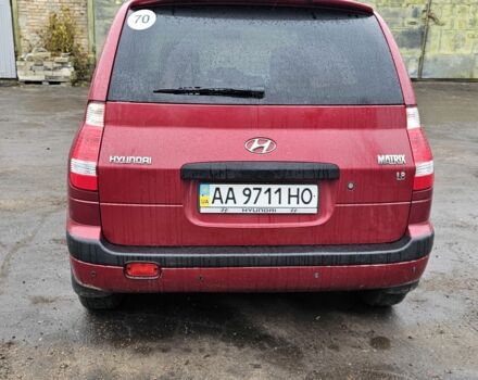 Красный Хендай Матрикс, объемом двигателя 1.8 л и пробегом 200 тыс. км за 2499 $, фото 3 на Automoto.ua