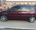 Красный Хендай Матрикс, объемом двигателя 1.6 л и пробегом 180 тыс. км за 5200 $, фото 3 на Automoto.ua