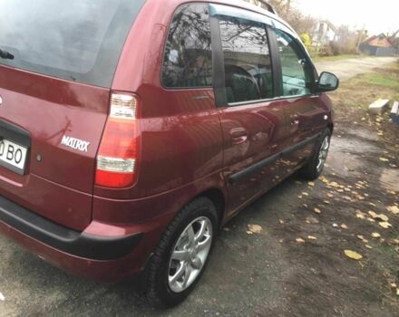 Красный Хендай Матрикс, объемом двигателя 1.8 л и пробегом 174 тыс. км за 4900 $, фото 3 на Automoto.ua
