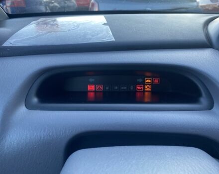 Червоний Хендай Матрікс, об'ємом двигуна 1.6 л та пробігом 188 тис. км за 4400 $, фото 5 на Automoto.ua