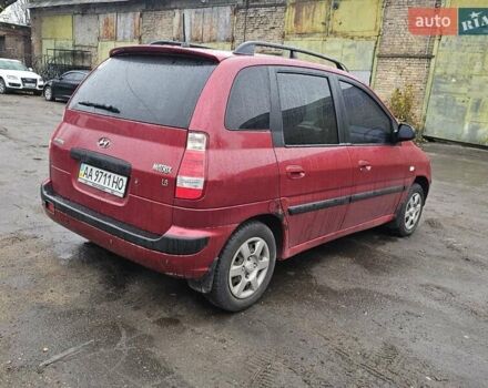 Червоний Хендай Матрікс, об'ємом двигуна 1.8 л та пробігом 200 тис. км за 1900 $, фото 6 на Automoto.ua
