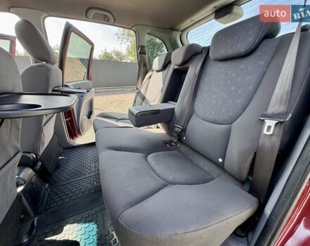 Красный Хендай Матрикс, объемом двигателя 1.5 л и пробегом 222 тыс. км за 4299 $, фото 25 на Automoto.ua