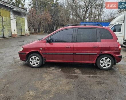 Красный Хендай Матрикс, объемом двигателя 1.8 л и пробегом 200 тыс. км за 2300 $, фото 6 на Automoto.ua