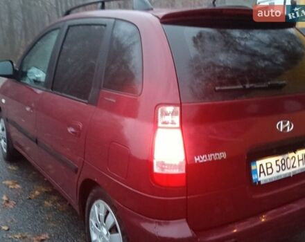 Красный Хендай Матрикс, объемом двигателя 1.8 л и пробегом 154 тыс. км за 4500 $, фото 2 на Automoto.ua