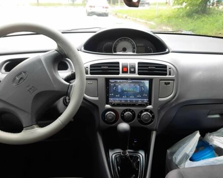 Красный Хендай Матрикс, объемом двигателя 1.6 л и пробегом 140 тыс. км за 4500 $, фото 16 на Automoto.ua