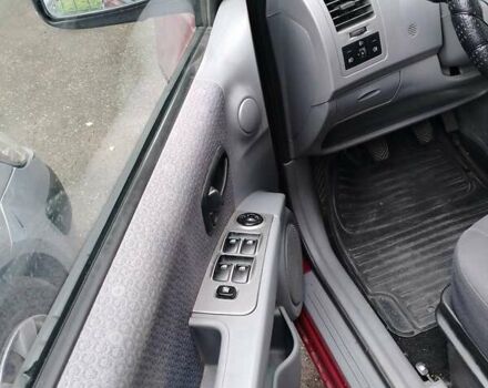 Червоний Хендай Матрікс, об'ємом двигуна 1.6 л та пробігом 148 тис. км за 3600 $, фото 13 на Automoto.ua