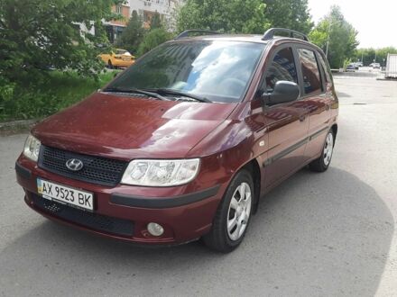 Хендай Матрикс 2008 в Харькове на Automoto.ua Красный Хендай Матрикс, объемом двигателя 1.6 л и пробегом 140 тыс. км за 4500 $, фото 1 на Automoto.ua