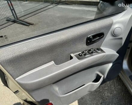 Хендай Матрікс, об'ємом двигуна 0 л та пробігом 181 тис. км за 3490 $, фото 16 на Automoto.ua