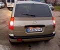 Желтый Хендай Матрикс, объемом двигателя 1.6 л и пробегом 200 тыс. км за 3400 $, фото 2 на Automoto.ua