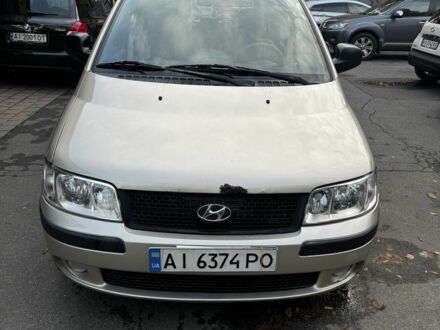 Желтый Хендай Матрикс, объемом двигателя 1.6 л и пробегом 191 тыс. км за 2500 $, фото 1 на Automoto.ua