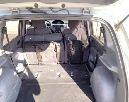 Серый Хендай Матрикс, объемом двигателя 1.6 л и пробегом 237 тыс. км за 2800 $, фото 18 на Automoto.ua