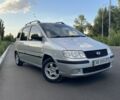 Серый Хендай Матрикс, объемом двигателя 1.6 л и пробегом 127 тыс. км за 4800 $, фото 1 на Automoto.ua