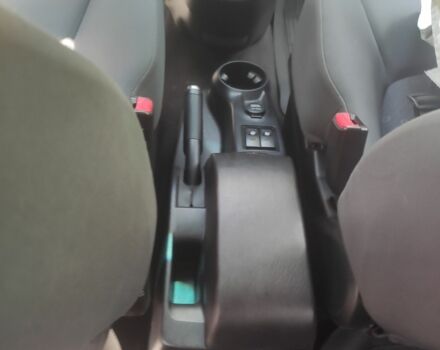 Серый Хендай Матрикс, объемом двигателя 1.5 л и пробегом 213 тыс. км за 4999 $, фото 14 на Automoto.ua