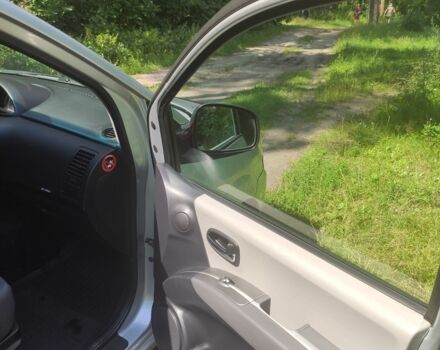 Серый Хендай Матрикс, объемом двигателя 1.5 л и пробегом 213 тыс. км за 4999 $, фото 8 на Automoto.ua