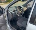 Серый Хендай Матрикс, объемом двигателя 1.6 л и пробегом 150 тыс. км за 2399 $, фото 7 на Automoto.ua