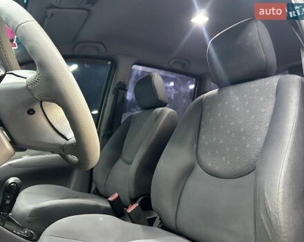 Сірий Хендай Матрікс, об'ємом двигуна 1.6 л та пробігом 192 тис. км за 3600 $, фото 10 на Automoto.ua