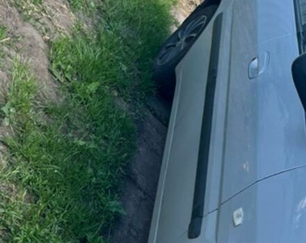 Сірий Хендай Матрікс, об'ємом двигуна 1.6 л та пробігом 258 тис. км за 3500 $, фото 4 на Automoto.ua