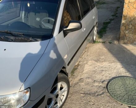 Сірий Хендай Матрікс, об'ємом двигуна 1.6 л та пробігом 223 тис. км за 4300 $, фото 1 на Automoto.ua