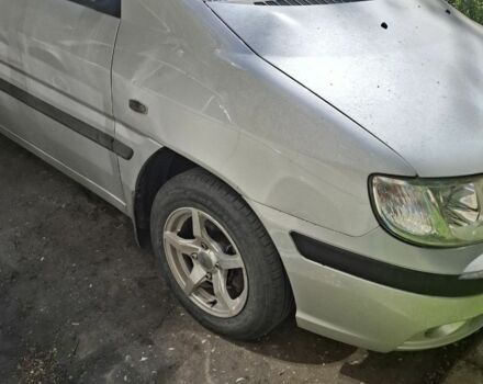 Сірий Хендай Матрікс, об'ємом двигуна 1.8 л та пробігом 196 тис. км за 5500 $, фото 1 на Automoto.ua