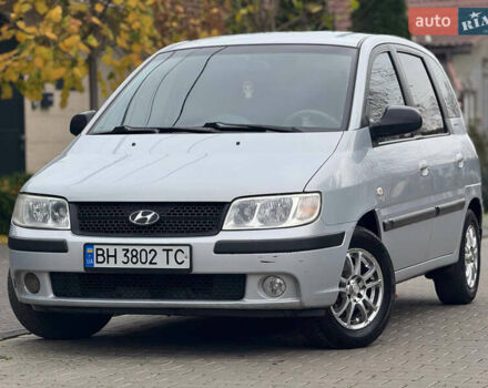 Серый Хендай Матрикс, объемом двигателя 1.6 л и пробегом 229 тыс. км за 3800 $, фото 1 на Automoto.ua