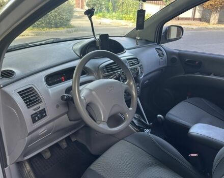 Сірий Хендай Матрікс, об'ємом двигуна 1.6 л та пробігом 220 тис. км за 4000 $, фото 6 на Automoto.ua