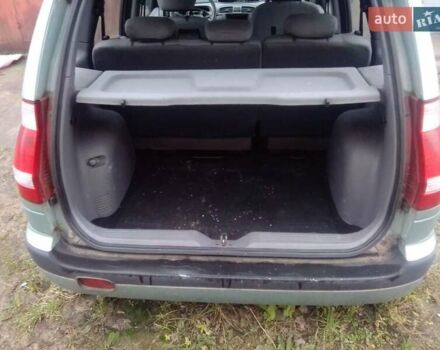 Сірий Хендай Матрікс, об'ємом двигуна 1.6 л та пробігом 126 тис. км за 2500 $, фото 1 на Automoto.ua