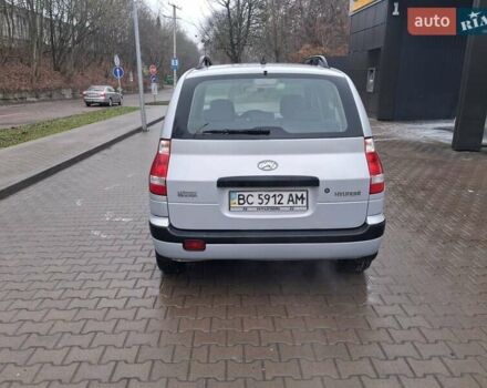 Сірий Хендай Матрікс, об'ємом двигуна 1.6 л та пробігом 246 тис. км за 2499 $, фото 5 на Automoto.ua