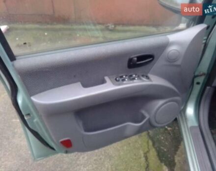 Сірий Хендай Матрікс, об'ємом двигуна 1.6 л та пробігом 126 тис. км за 2500 $, фото 16 на Automoto.ua